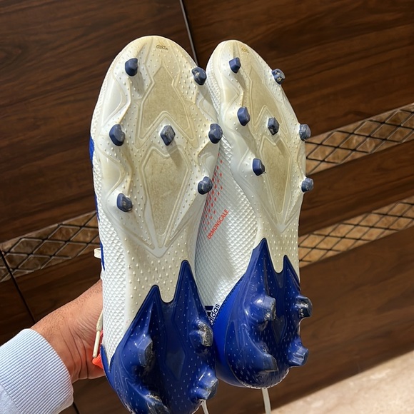 Adidas Predators Football Shoes - Picture 6 of 8